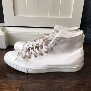 Converse Chuck Taylor II cream sz 12 lunarlon foam